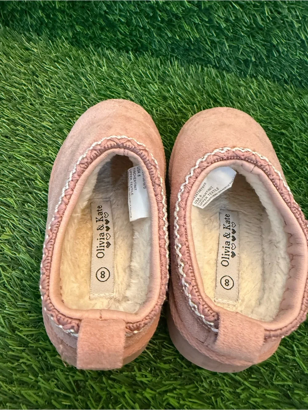 Olivia & Kate Kids girls Slip-On Casual Clog Shoes in Light Pink size 8c